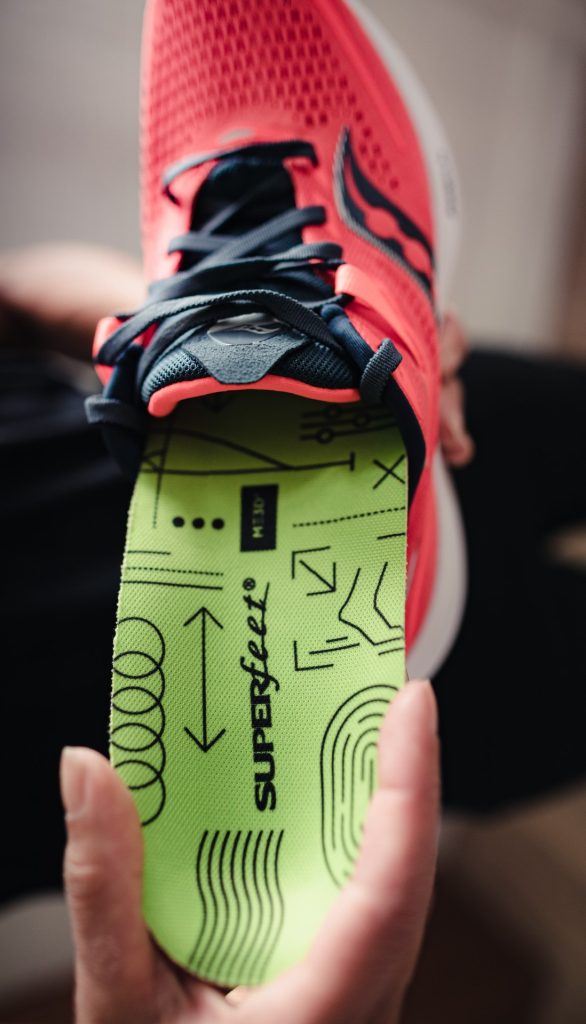 By adapting to the contours of your feet and responding to the terrain, insoles make it easier and more comfortable for your feet to move.