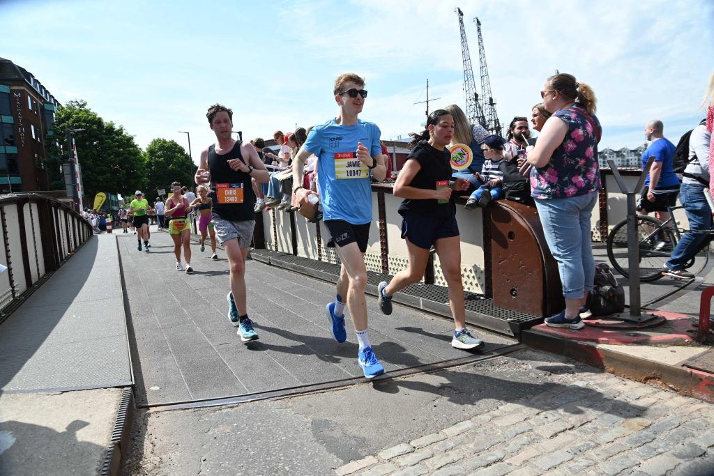 It was very tough day for many with the heat proving to be quite intense but there were still some great performances. Megan ran a PB of 2:01:48 which was very admirable given the conditions (and my poor pacing!).