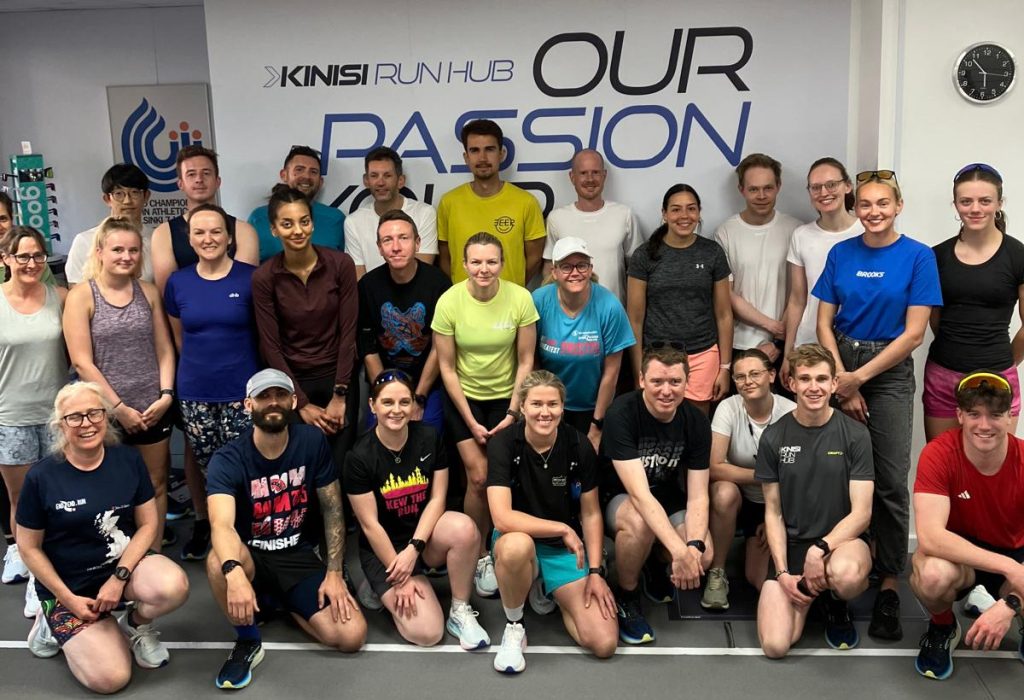On Friday the 9th May we had a shakeout run with Craft and Brooks ahead of the Bristol Half Marathon & 10k on Sunday. Everyone who joined us got a free Craft t-shirt and a trial pair of either Brooks Glycerin 22 or Glycerin GTS 22 to demo an easy social group 5k run!